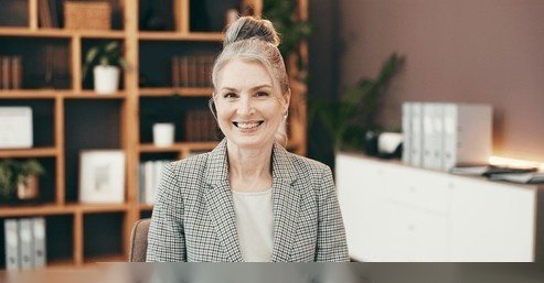 Avocate professionnelle au bureau